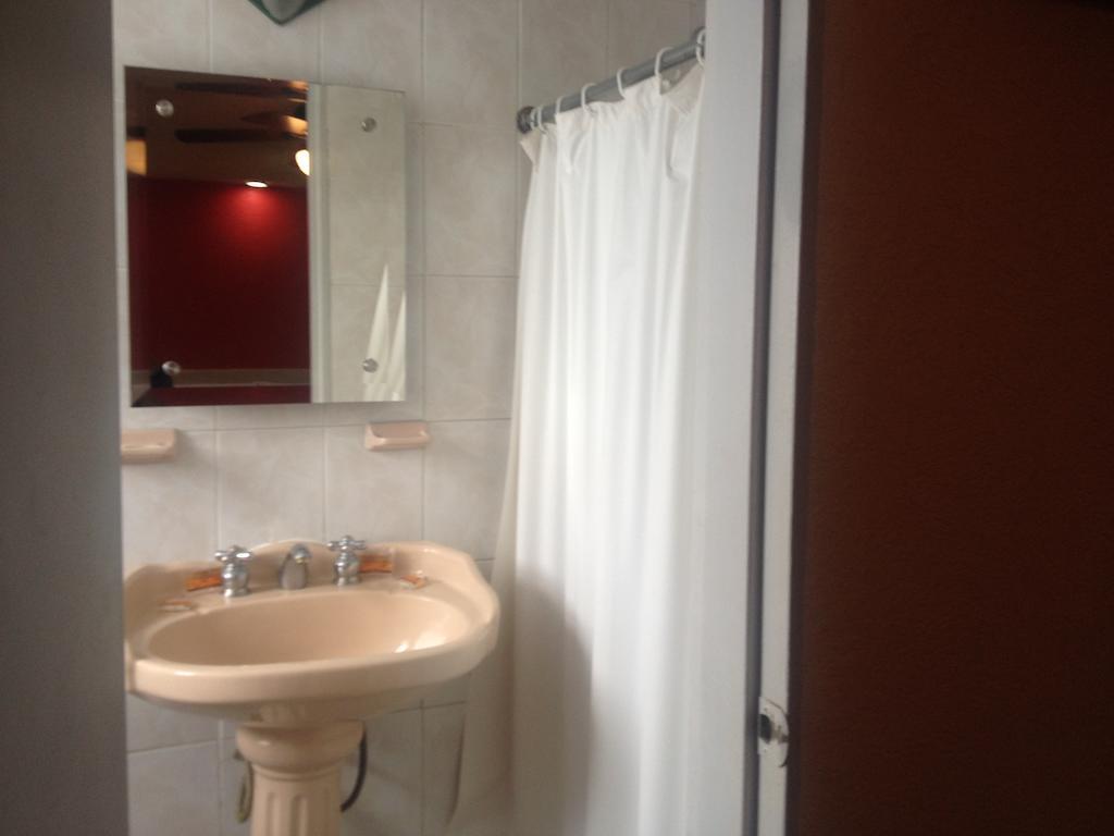 Hotel La Paz Guadalajara Szoba fotó